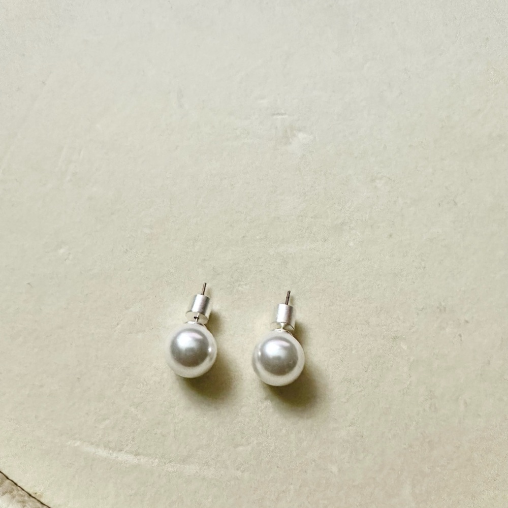 Classic KHOI Silver Pearl Stud Earrings